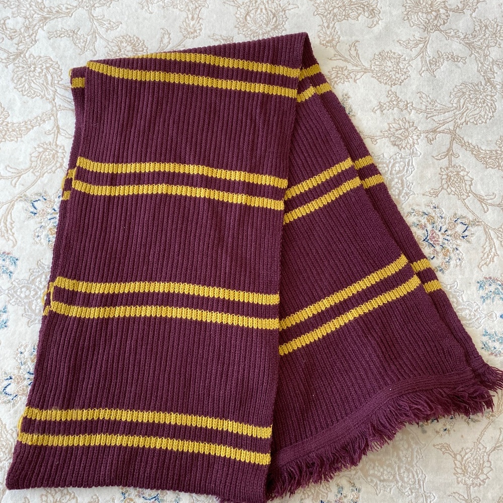 Gryffindor Style Scarf From Universal Studios